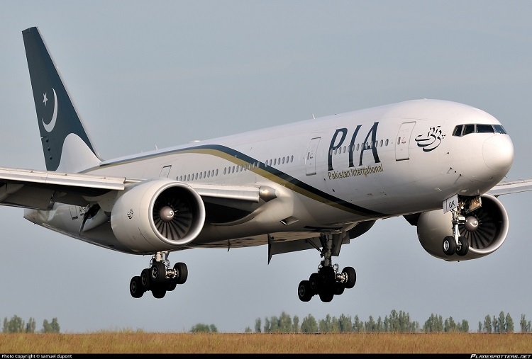 PIA Plans To Stop Paris-Pakistan Flight, Citizens Are Worried